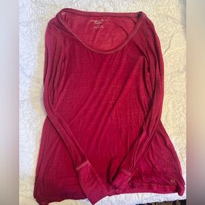 Maroon Longsleeve American Eagle thin tshirt